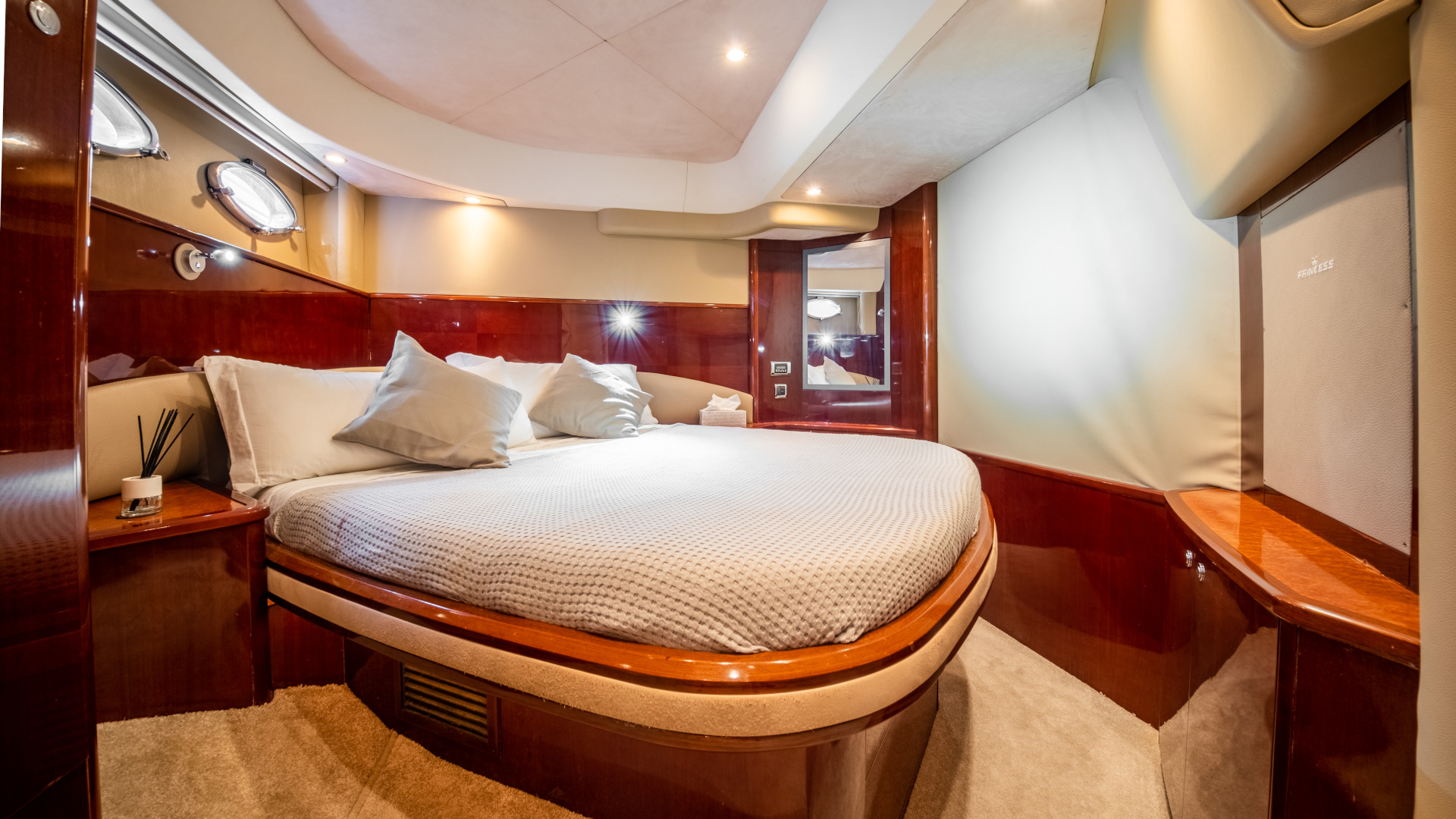 princess-v58-1-6 mt vip service ibiza
